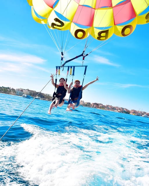 رحلة الباراشوت في الغردقة – Parasailing Hurghada