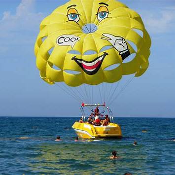 باكيدج الغردقة 3 أيام – مغامرات بحرية وسفاري مع إقامة فاخرة في الممشى السياحي